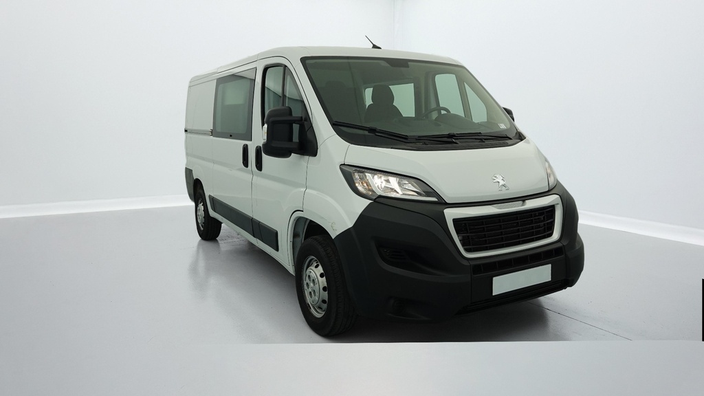 PEUGEOT Boxer (Year of Construction 2023, 141 PS, Diesel)