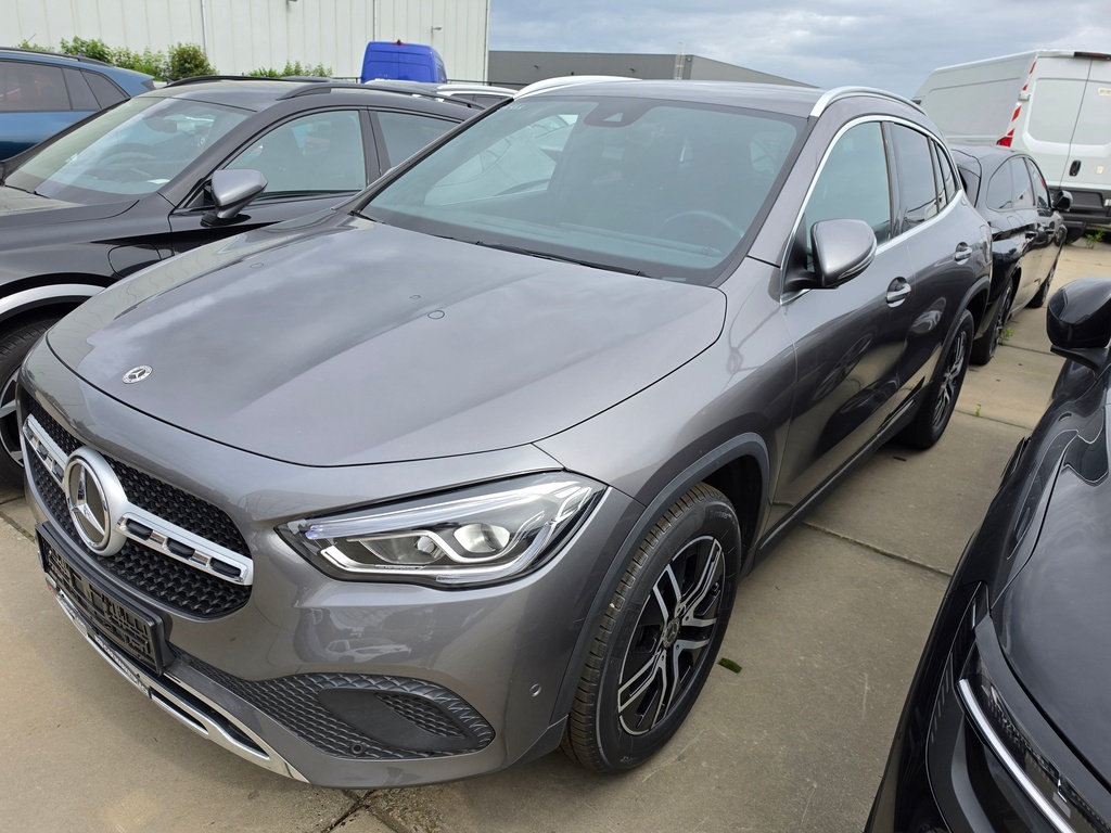 Mercedes GLA 200 (Year of Construction 2023, 150 PS, Diesel)