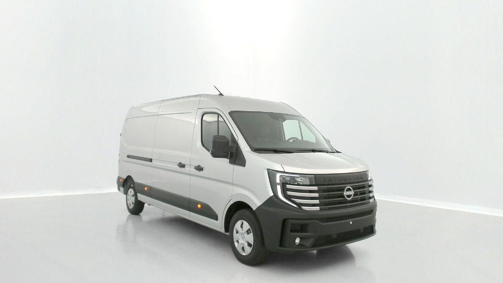NISSAN Interstar (Year of Construction 2025, 150 PS, Petrol)