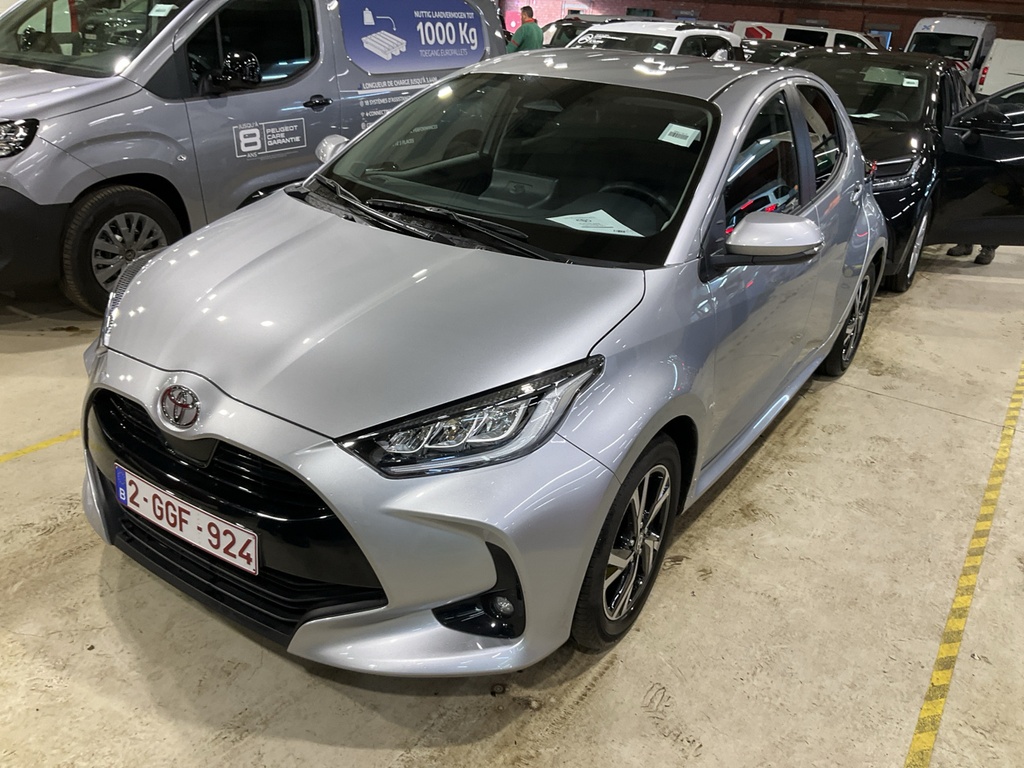 TOYOTA Yaris (Year of Construction 2024, 115 PS, Hybrid Diesel)