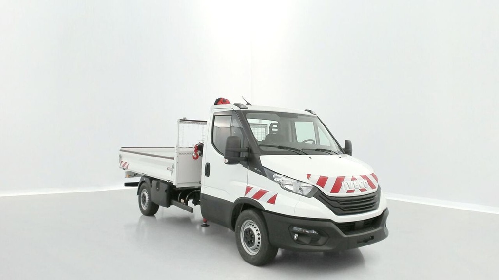 Iveco Daily (Year of Construction 2025, 136 PS, Diesel)