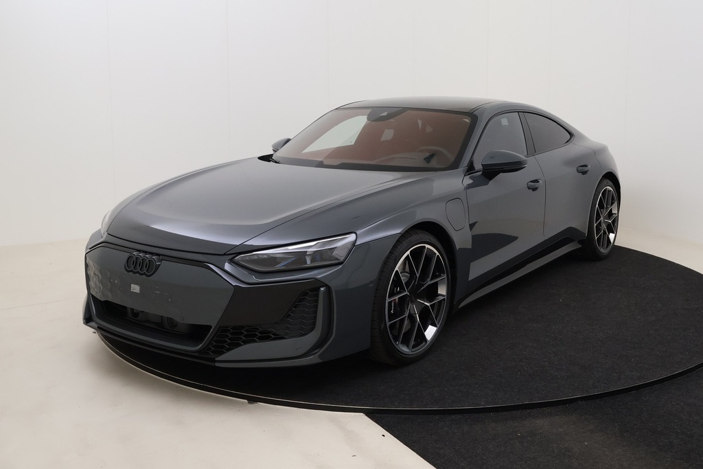 AUDI RS e-tron GT (Year of Construction 2026, 775 PS, Electric)