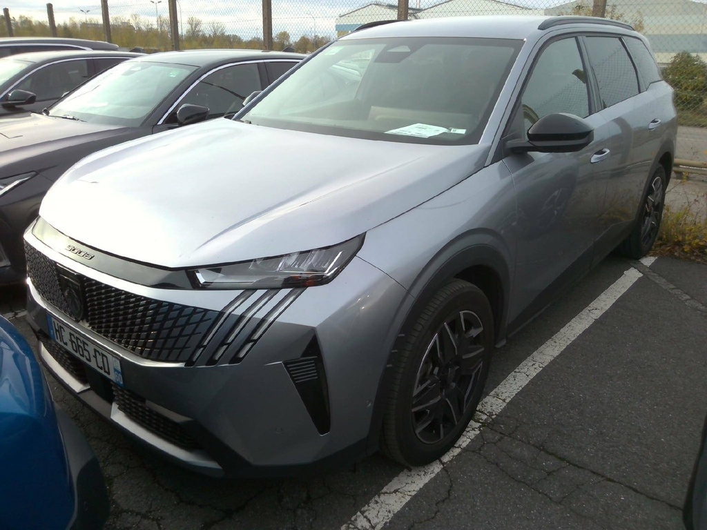 PEUGEOT 5008 (Year of Construction 2025, 136 PS, Petrol)