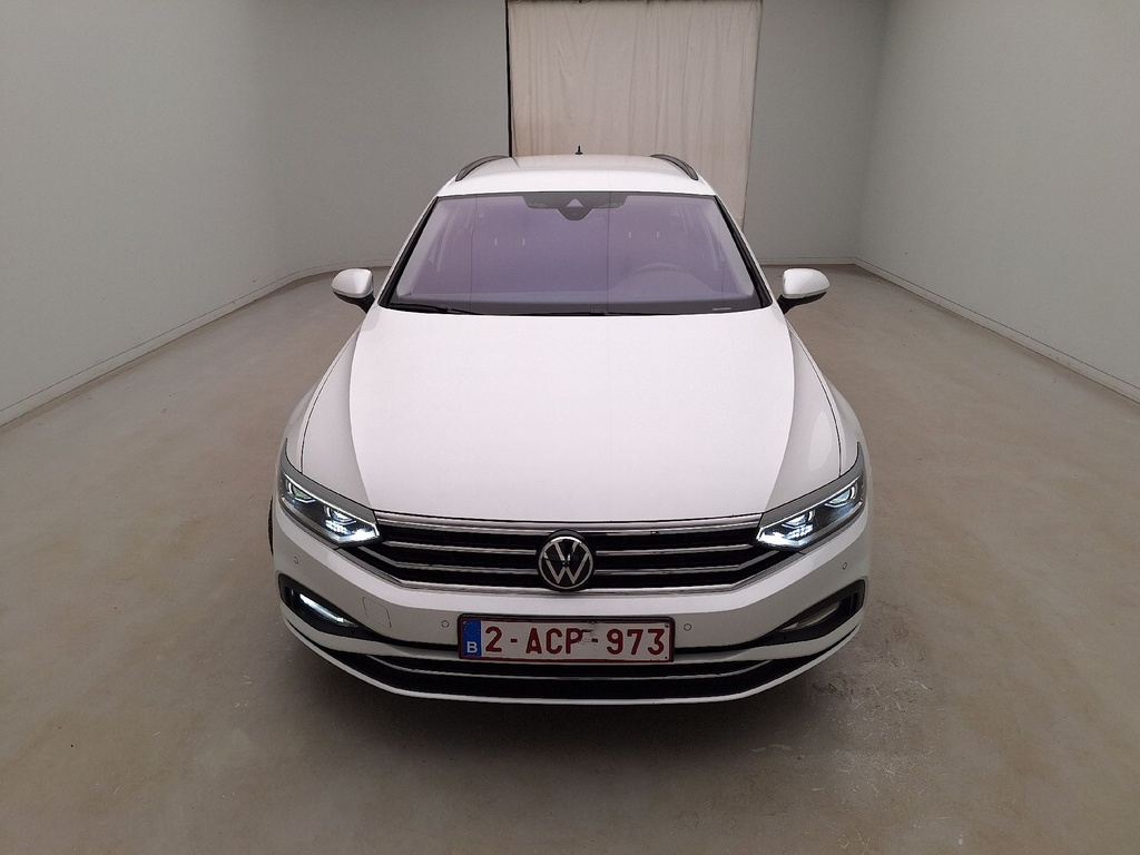 Volkswagen Passat Variant 1968.0 cc Automatic (2021)