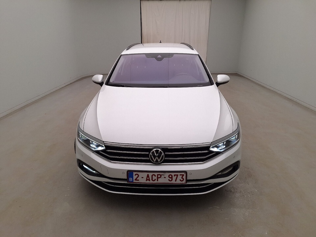Volkswagen Passat Variant 1968.0 cc Automatic (2021)