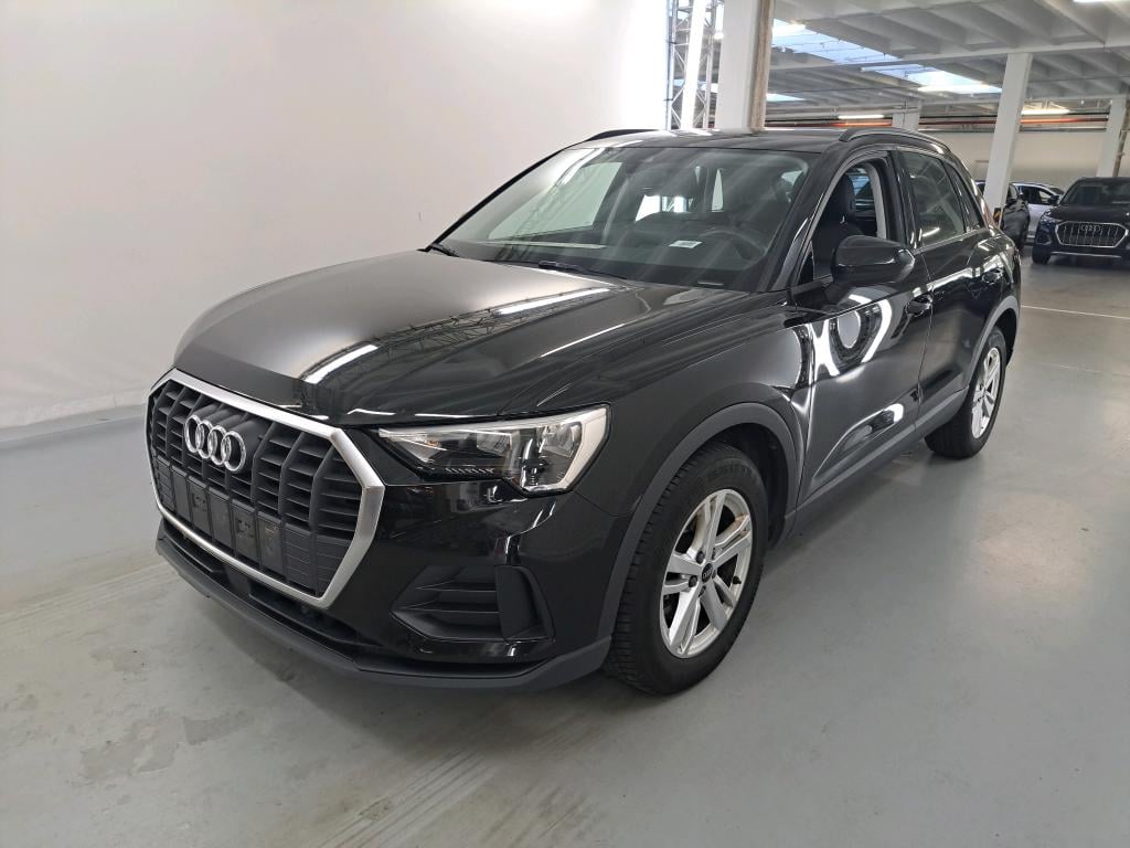AUDI Q3 1498.0 cc Automatic (2022)
