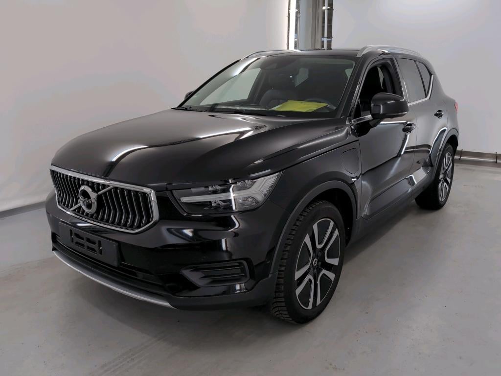 VOLVO XC40 1477.0 cc Automatic (2022)