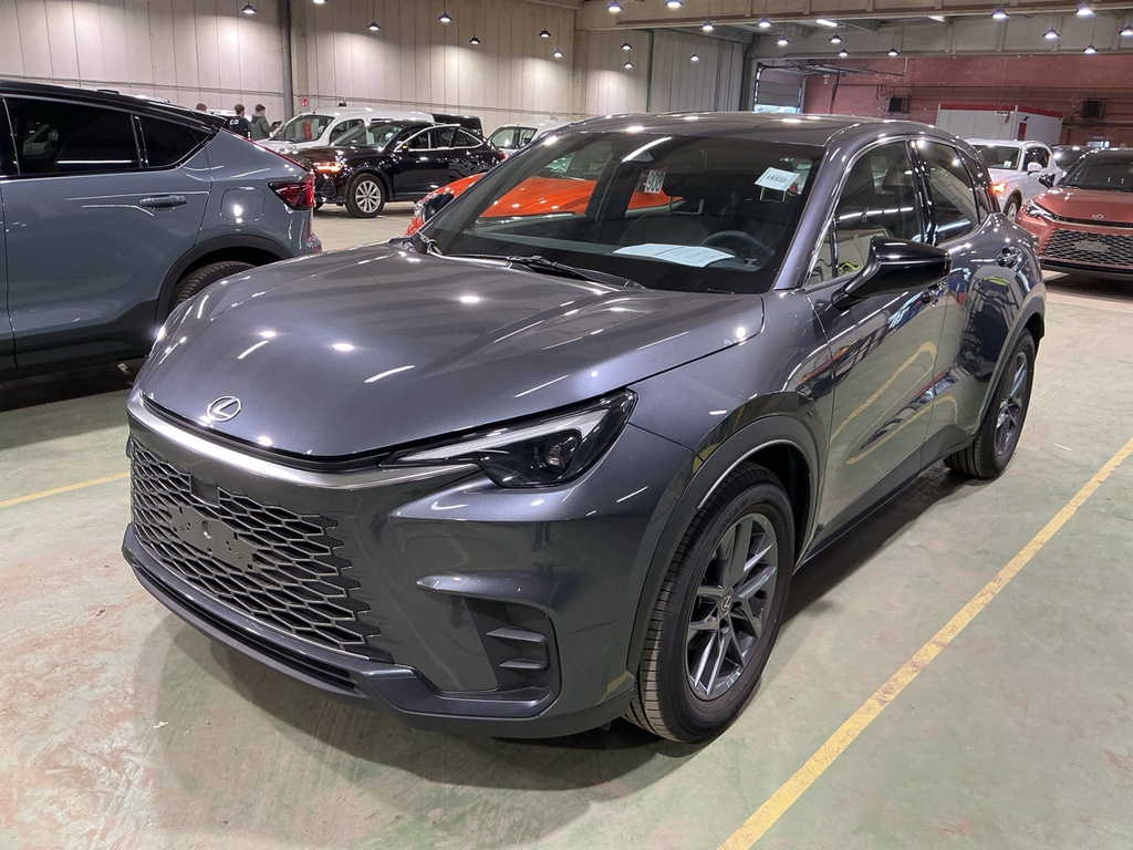 LEXUS LBX 1490.0 cc (2025)