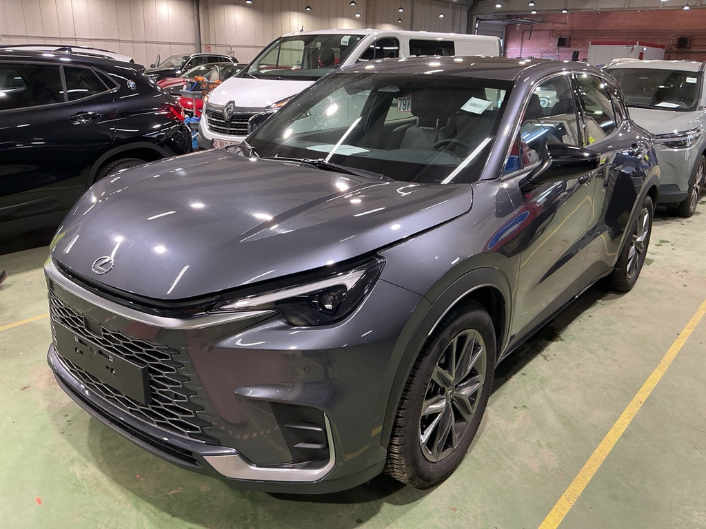 LEXUS LBX 1490.0 cc (2025)