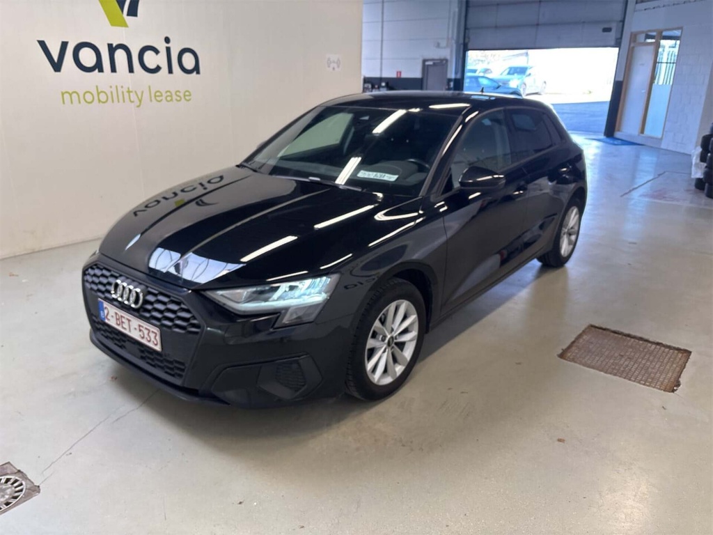 AUDI A3 Manual (2021)