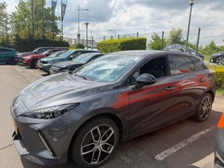 MG MG4 Automatic (2023)