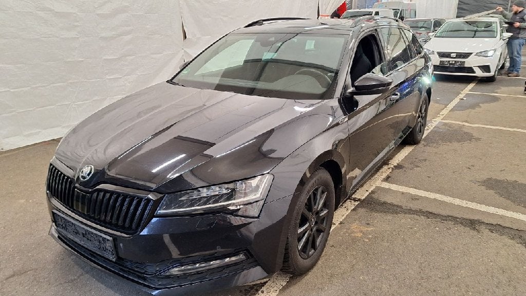 SKODA Superb 1968.0 cc Automatic (2020)