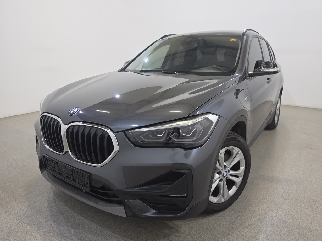BMW X1 (Year of Construction 2022, 220 PS, Hybrid Petrol)