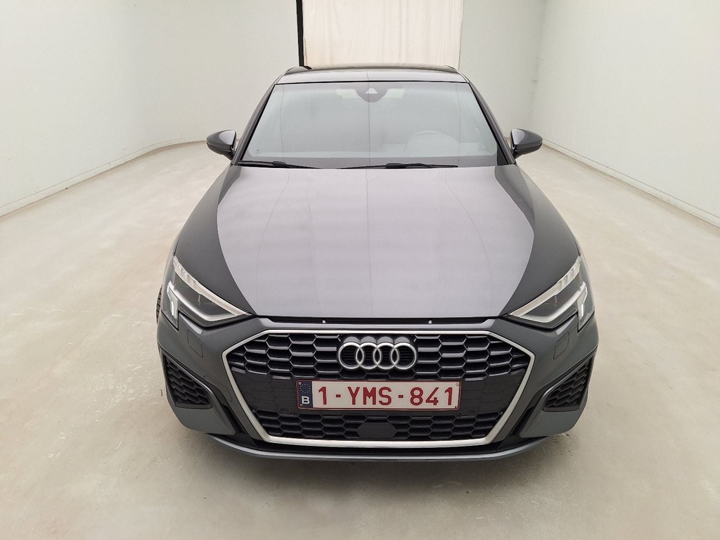 AUDI A3 999.0 cc Manual (2020)