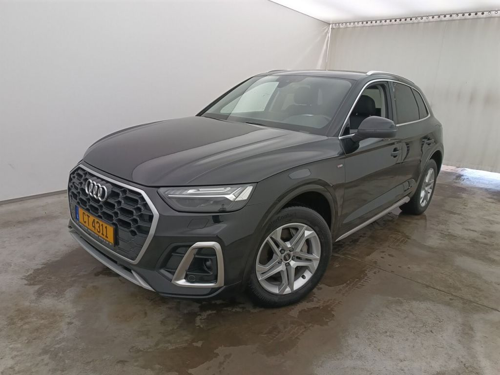 AUDI Q5 1984.0 cc Automatic (2022)
