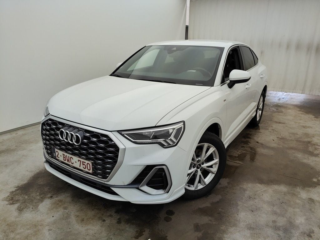 AUDI Q3 1498.0 cc Automatic (2022)