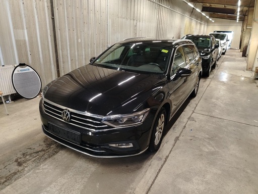 Volkswagen Passat Variant 1968.0 cc Automatic (2022)