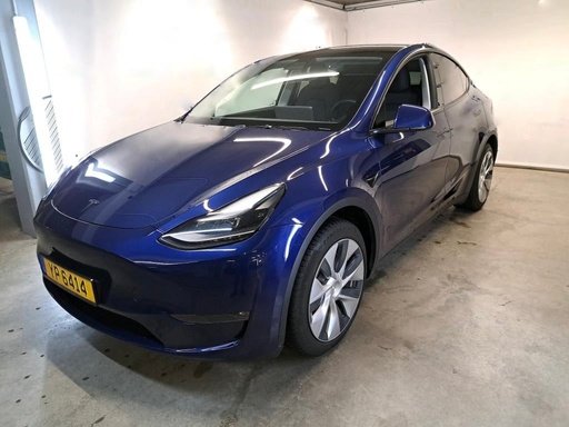 TESLA Model Y Automatic (2023)