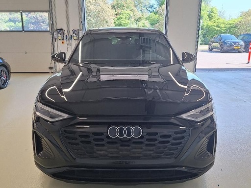 AUDI Q8 Automatic (2023)