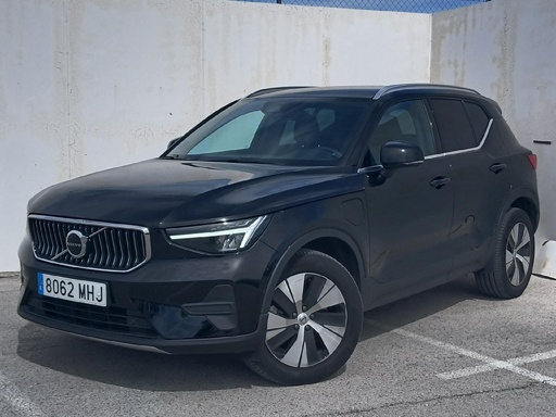VOLVO XC40 1969.0 cc Automatic (2023)