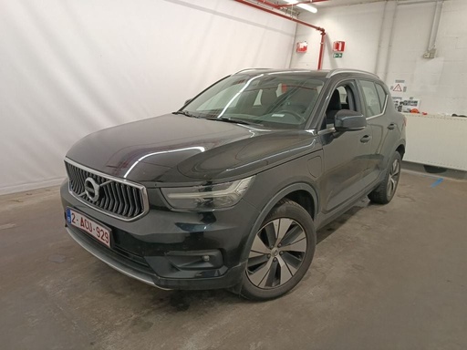 VOLVO XC40 1477.0 cc Automatic (2021)