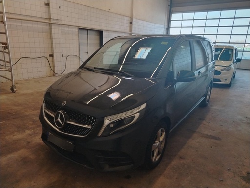 Mercedes V 220 1950.0 cc Automatic (2021)