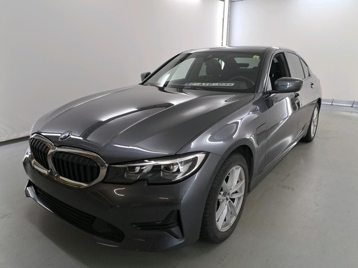 BMW 330 1998.0 cc Automatic (2021)