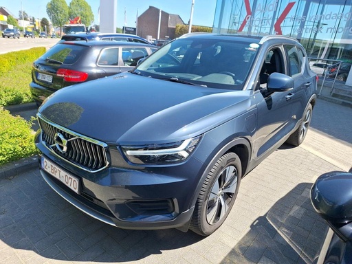 VOLVO XC40 1477 cc Automatic (2022)
