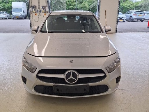 Mercedes A 200 1950.0 cc (2021)