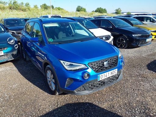 SEAT Arona Manual (2025)
