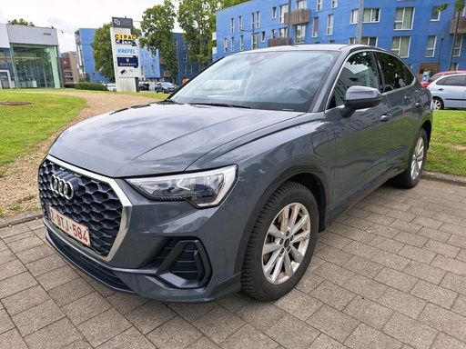 AUDI Q3 (Year of Construction 2022, 150 PS, Hybrid Petrol)