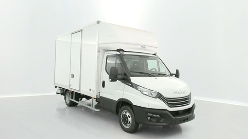 [VEH-IVE-USED-0015] Iveco Daily (Year of Construction 2025, 176 PS, Diesel)