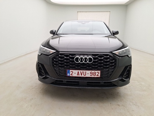 AUDI Q3 (Year of Construction 2021, 150 PS, Petrol)