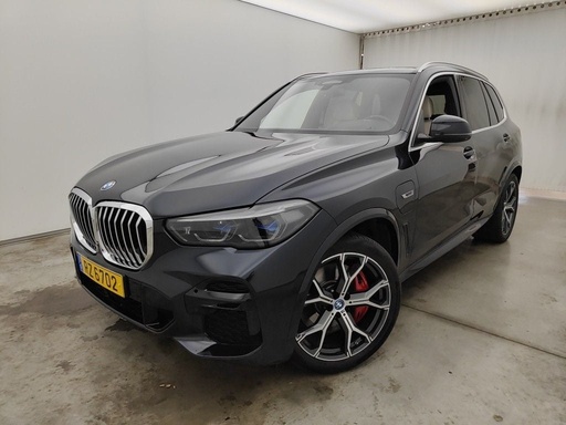 BMW X5 (Year of Construction 2022, 394 PS)