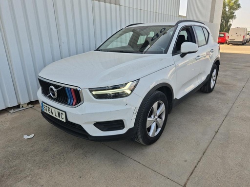 VOLVO XC40 (Year of Construction 2022, 129 PS, Petrol)