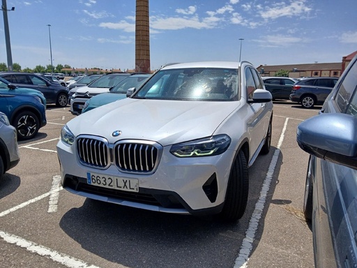 BMW X3 (Year of Construction 2022, 190 PS, Electric)