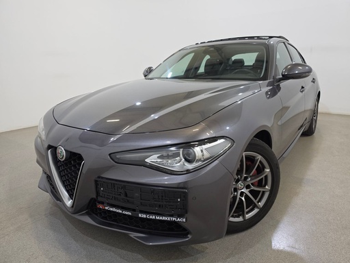 ALFA ROMEO Giulia (Year of Construction 2017, 150 PS, Diesel)