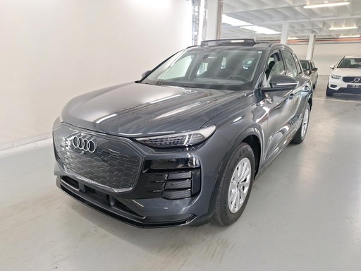 AUDI Q6 e-tron (Year of Construction 2025, 326 PS, Electric)