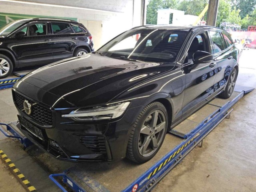 [VEH-VOL-V60-USED-0009] VOLVO V60 (Year of Construction 2022, 253 PS, Hybrid Petrol)