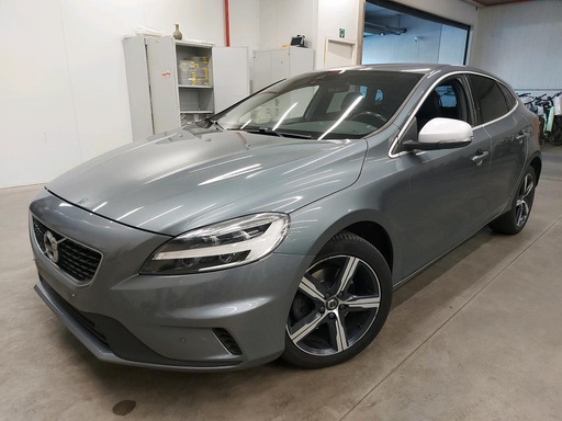 [VEH-VOL-V40-USED-0001] VOLVO V40 (Year of Construction 2019, 122 PS, Petrol)