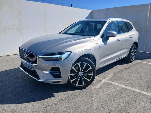 VOLVO XC60 (Year of Construction 2023, 349 PS, Hybrid Petrol)