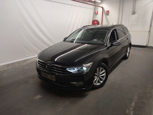 Volkswagen Passat Variant (Year of Construction 2023, 150 PS, Diesel)