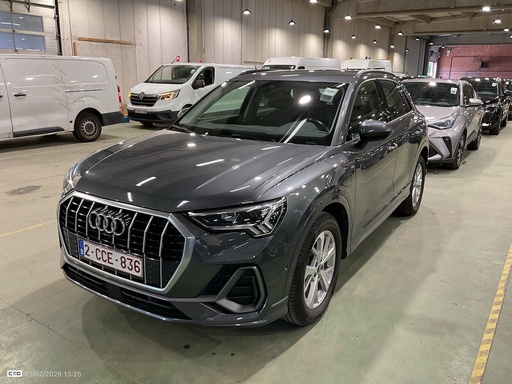 AUDI Q3 (Year of Construction 2022, 150 PS, Hybrid Petrol)