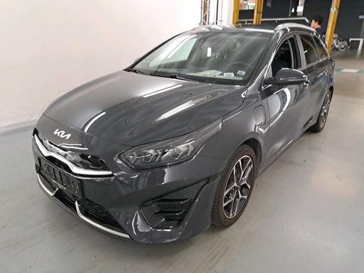 KIA cee'd Sportswagon (Year of Construction 2023, 105 PS, Hybrid Petrol)
