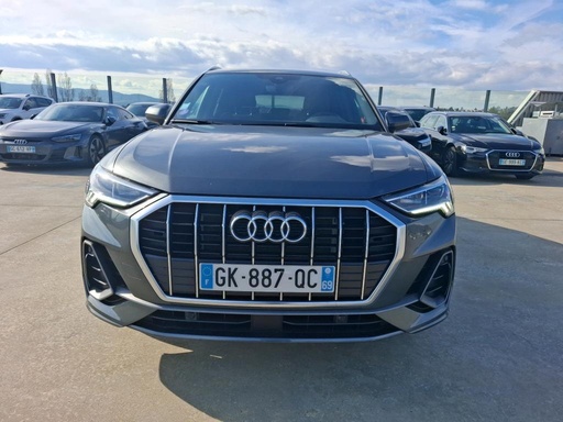 AUDI Q3 (Year of Construction 2022, 245 PS, Hybrid Petrol)
