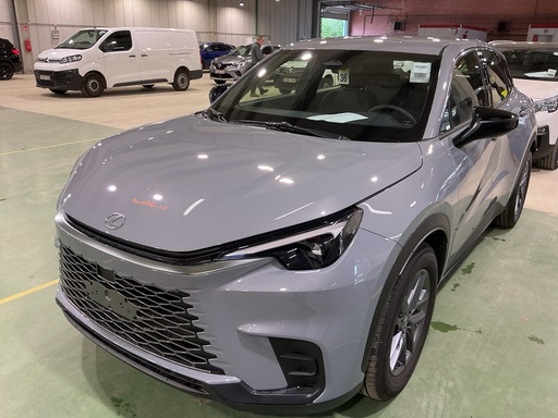 LEXUS LBX (Year of Construction 2025, 91 PS, Hybrid Diesel)