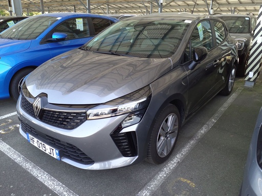 RENAULT Clio (Year of Construction 2025, Diesel)