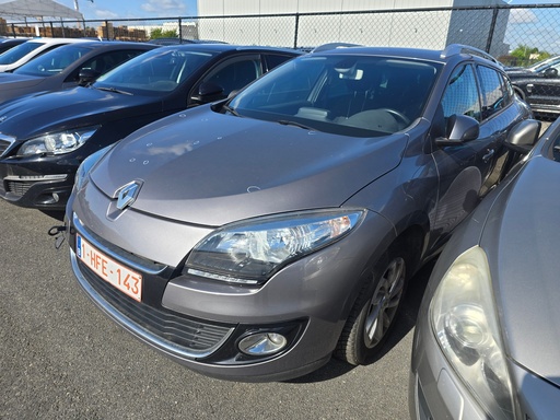RENAULT Megane 1461 cc Manual (2013)