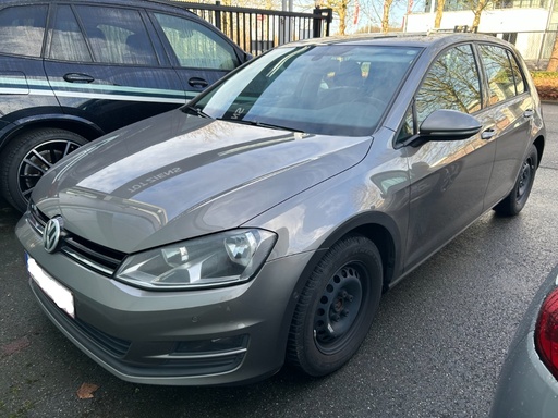 Volkswagen Golf 1598 cc Manual (2014)