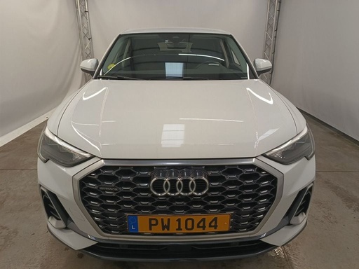 AUDI Q3 1968.0 cc Manual (2020)